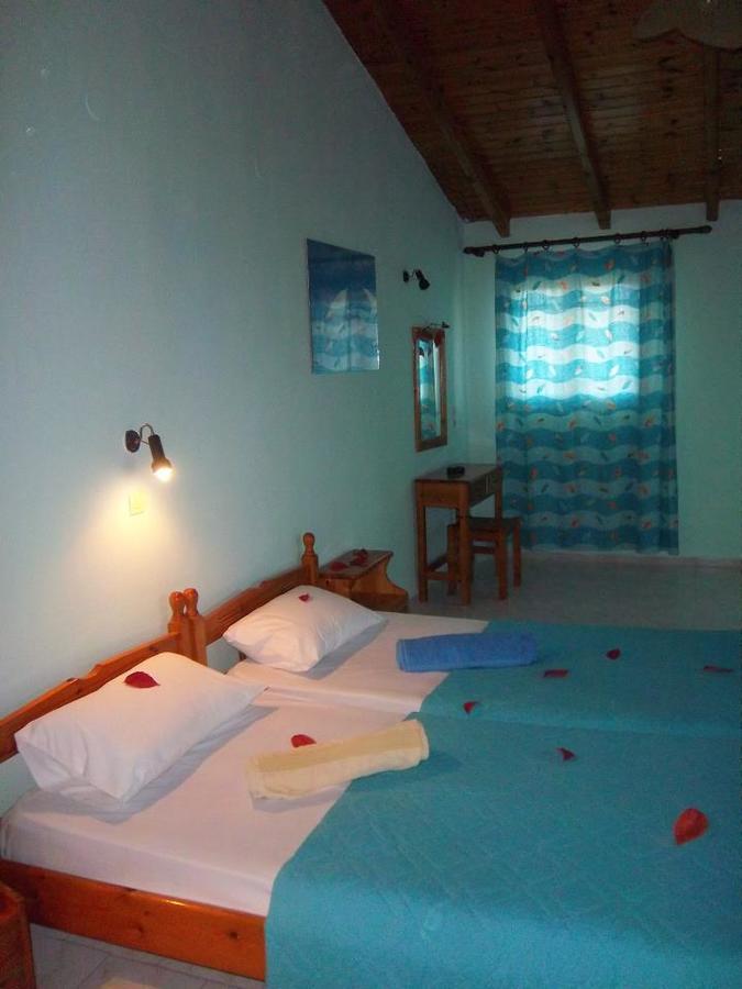 Apollo Hotel Kavos Bagian luar foto