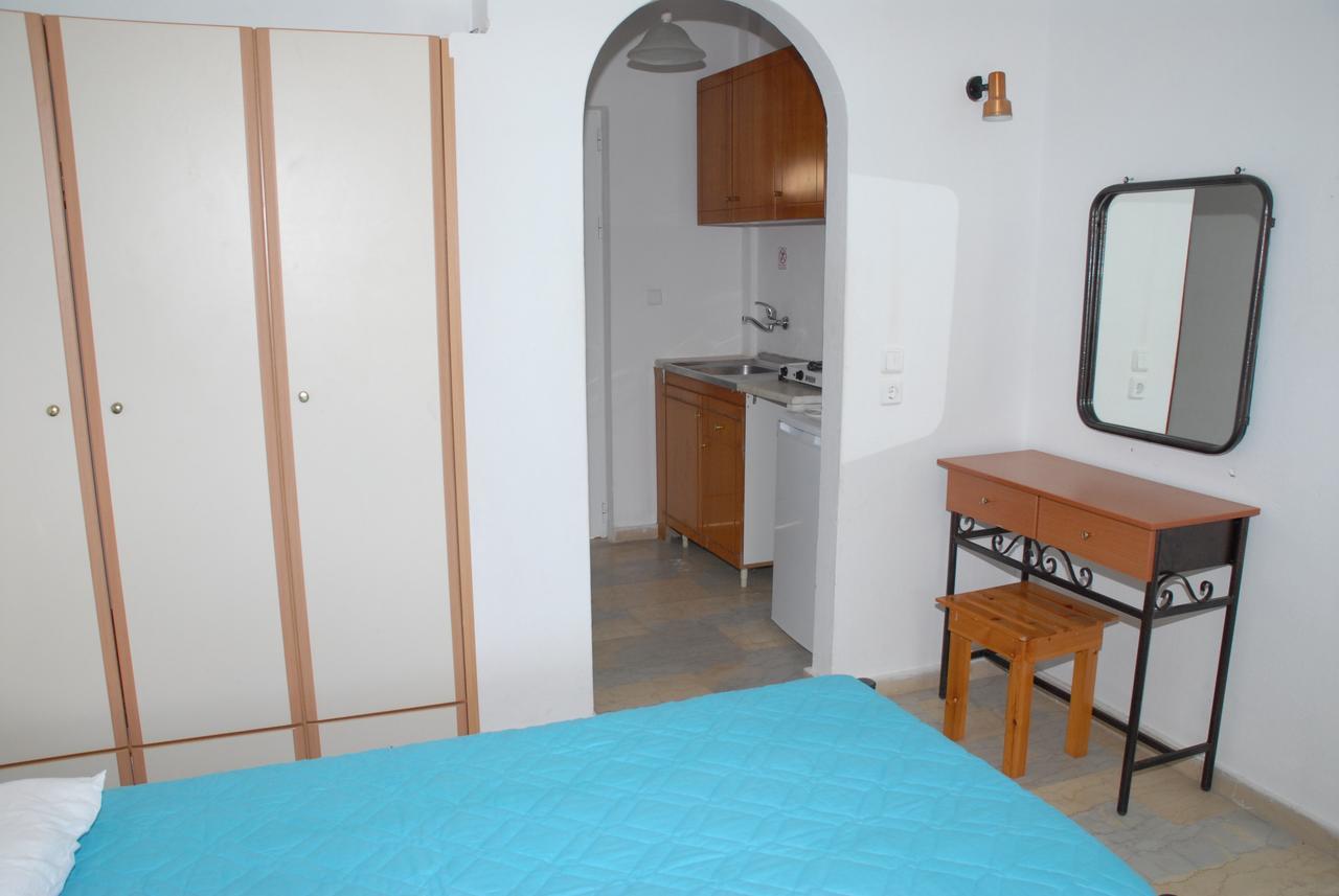 Apollo Hotel Kavos Bagian luar foto