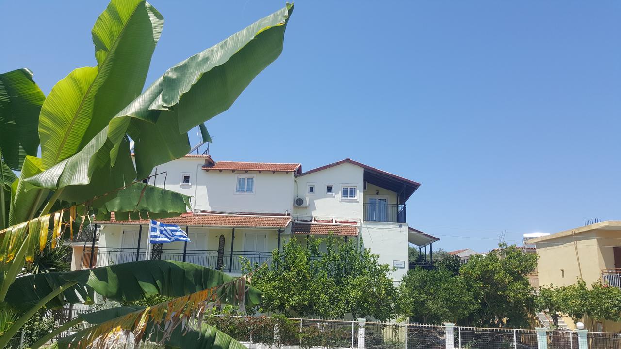 Apollo Hotel Kavos Bagian luar foto