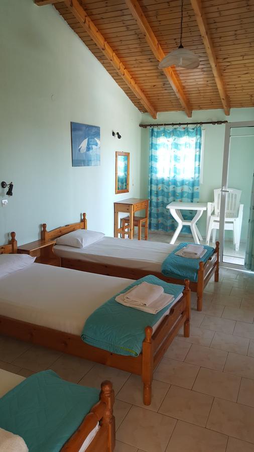 Apollo Hotel Kavos Bagian luar foto