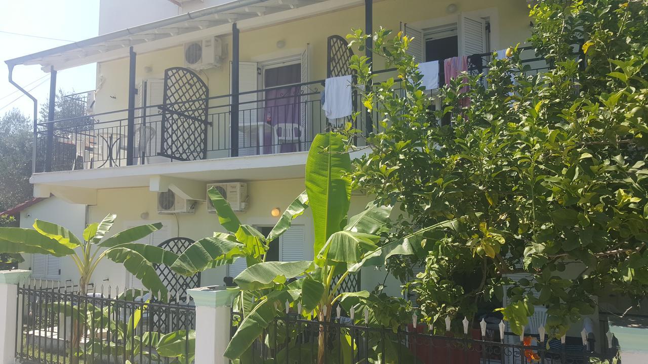 Apollo Hotel Kavos Bagian luar foto